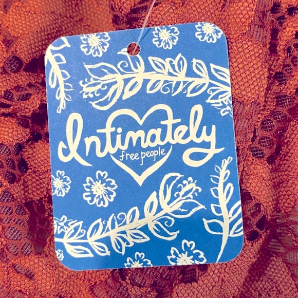 FREE PEOPLE Lace Bra Love Letters Convertible Straps Strapless Halter Red NWT - Picture 12 of 15